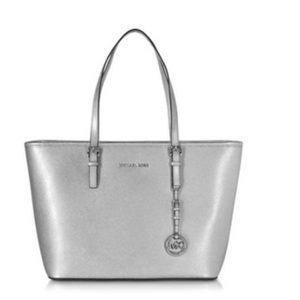 Michael Kors tote bag with padded laptop pocket!